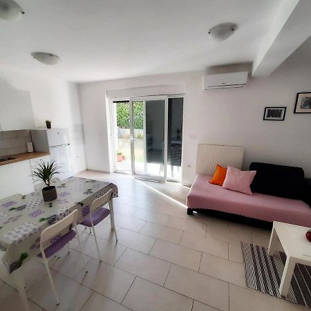 Argonauti With Free Parking Apartment Pula Exterior photo