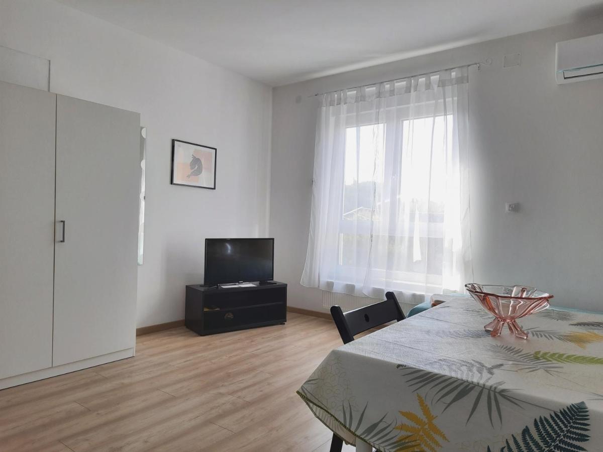 Argonauti With Free Parking Apartment Pula Exterior photo